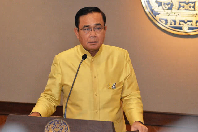 "สุทิน" บอก "ประยุทธ์" อยู่ร่วมประชุมสภาให้นานที่สุด หลัง ขอฝ่ายค้านอย่าฉวยโอกาสอภิปรายไม่ไว้วางใจ