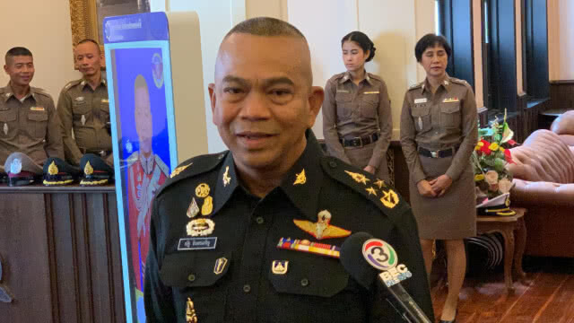 ปลัด กห. รับ แพรวา เคยมาสอบเข้า แต่สอบไม่ผ่าน