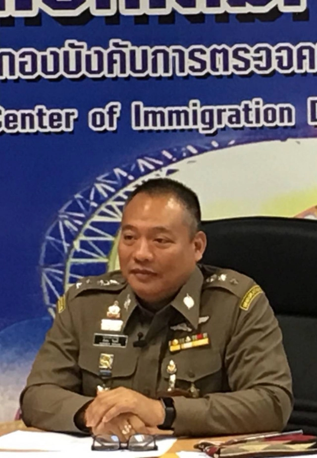 ตม.สนามบินแจงยิบ! หลัง "แอนดรูว์ บิ๊ก" โวยสุวรรณภูมิแน่น!! ปิดช่องตรวจพาสปอร์ตเวลาเร่งด่วน