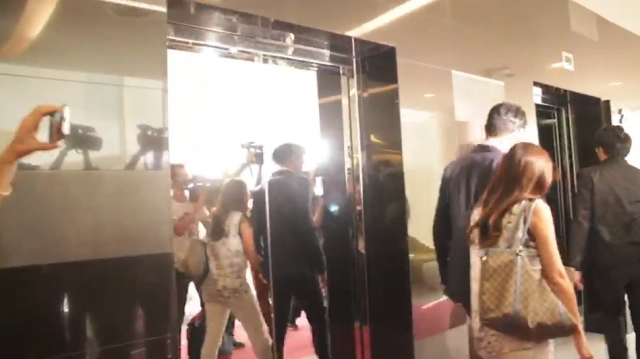 "ณัฏฐ์ เทพหัสดิน ณ อยุธยา" ชิ่งสัมภาษณ์สื่อ ไม่ขอตอบเรื่อง "แพรวา"