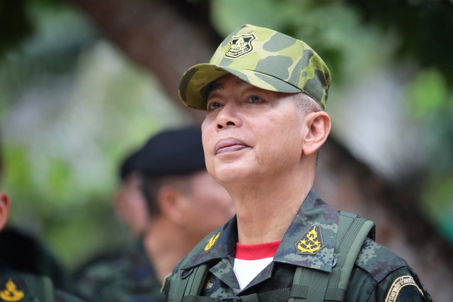 ผบ.ทบ. เตรียมปรับหลักนิยมทหารใหม่ รับมือสงครามลูกผสม