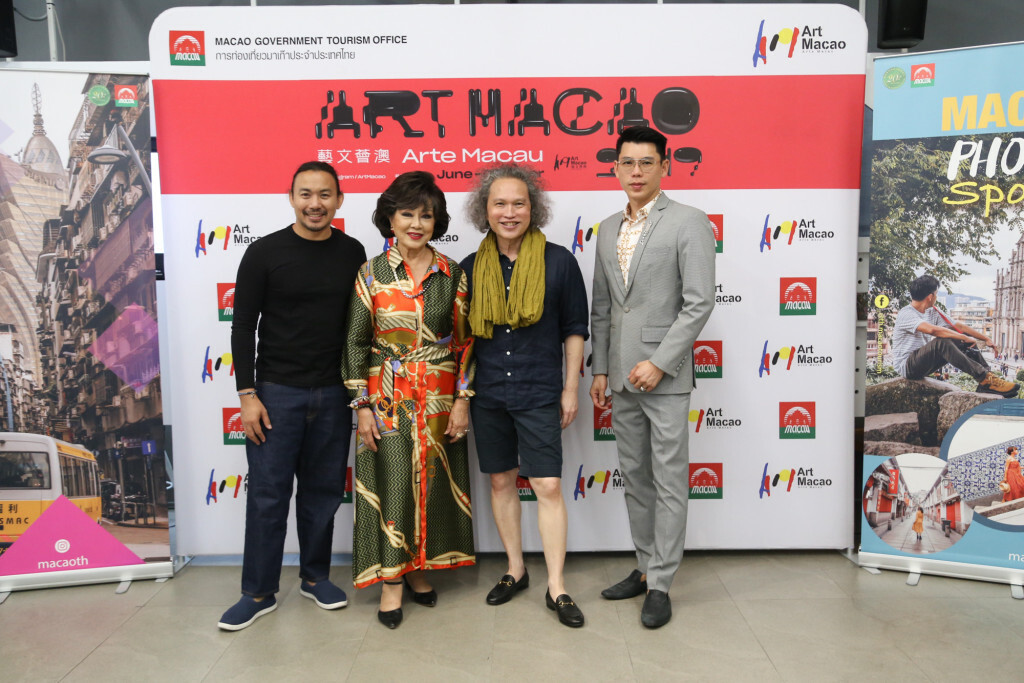 เซเลบริตี้ โชว์ฝีมือ วาดภาพ ในงาน "Art Macao Workshop"