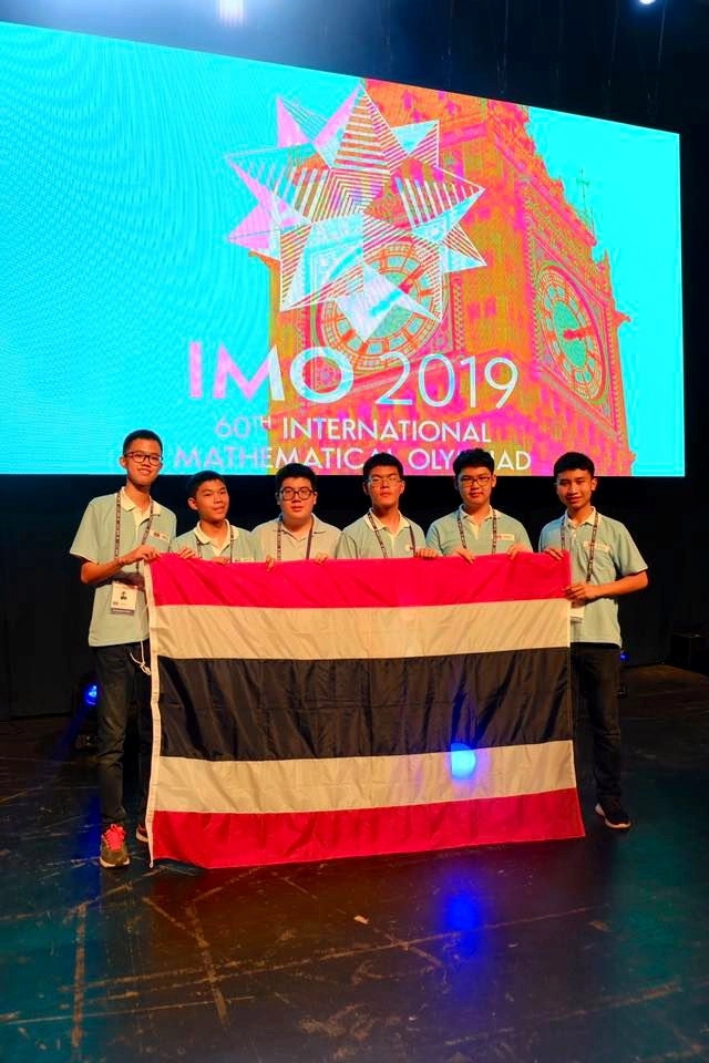 เด็กไทยเจ๋ง! คว้า 3 เหรียญทอง 3 เหรียญเงิน คณิตศาสตร์โอลิมปิก