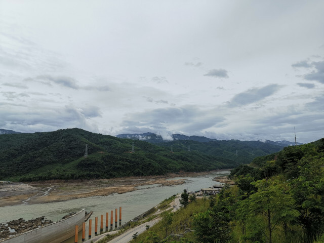 ผู้บริหารเขื่อนไซยะ​บุรี​ สาบานหน้าหลวงพ่อ​ 7​ กษัตริย์​ ยันไม่ใช่ต้นเหตุแม่โขงแล้ง