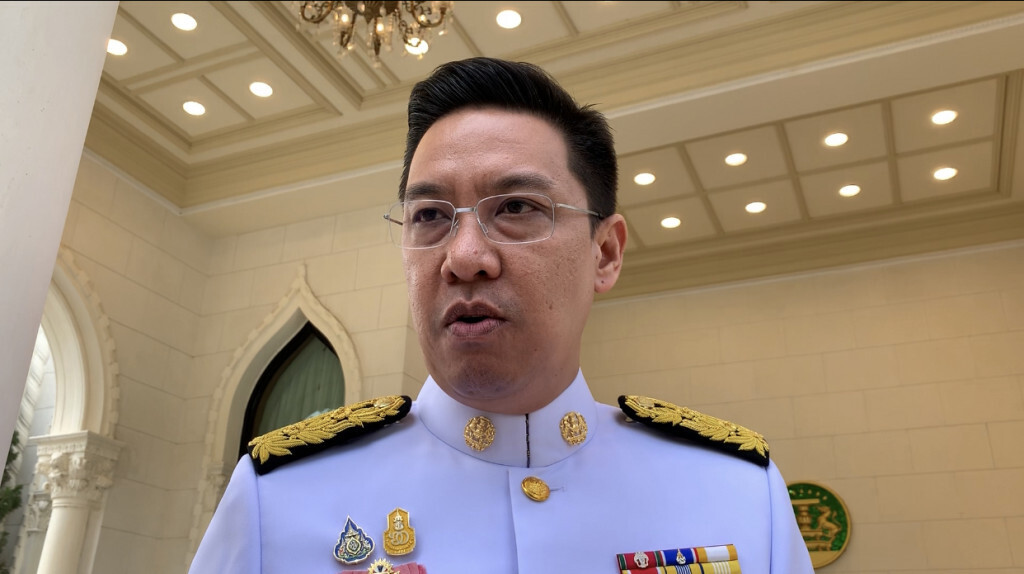 พุทธิพงษ์ ยัน ไม่ได้ร่วมก๊วนตีกอล์ฟตามข่าว