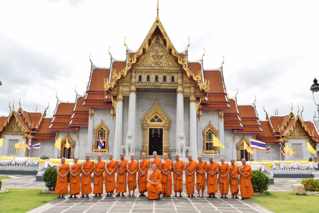 การบินไทยจัดพิธีอุปสมบทหมู่ถวายเป็นพระราชกุศลแด่ ร.10