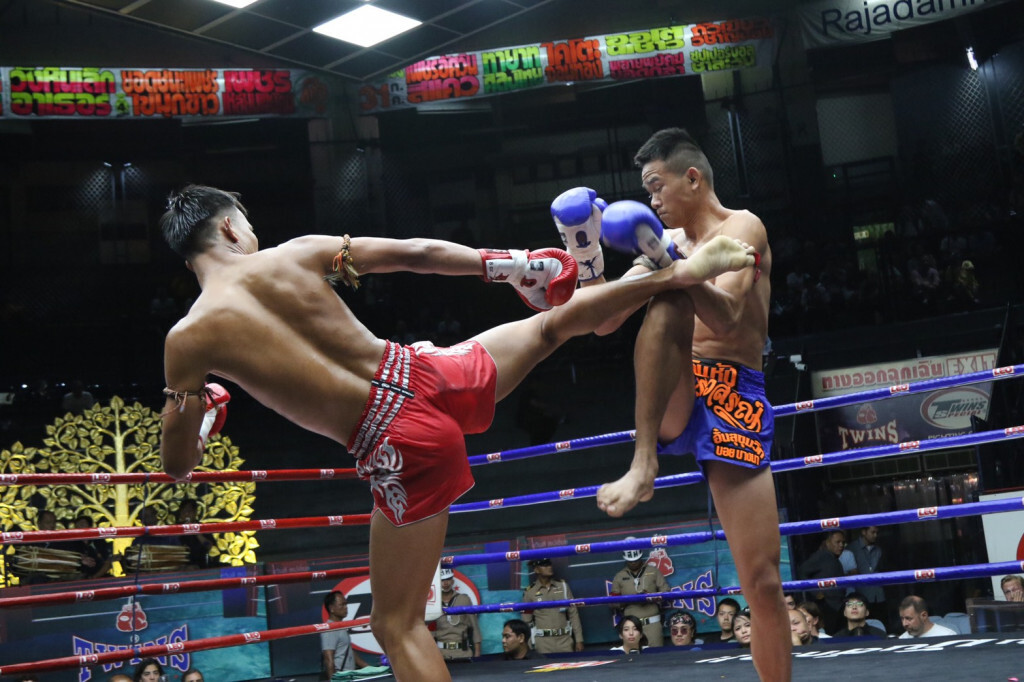 'เอ็กซ์ตร้า' กดแฮตทริกย้ำชัย 'เพชรวสรณ์' ภาค 3! 'เอ็กซ์ตร้า' กดแฮตทริกย้ำชัย 'เพชรวสรณ์' ภาค 3!