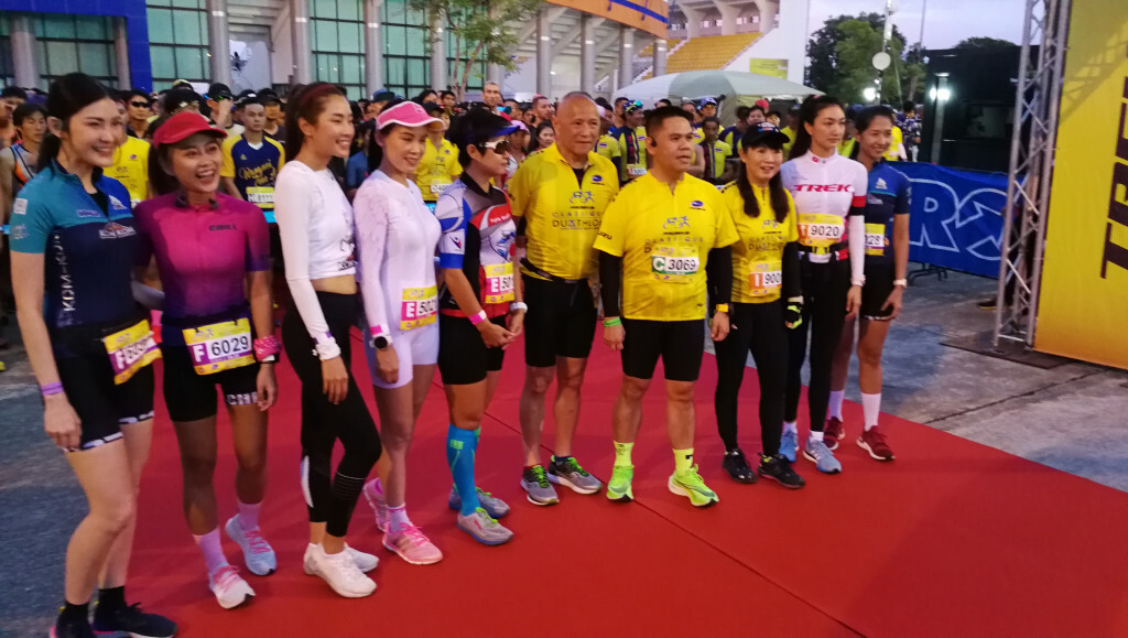 ( คลิป) โปรไบค์คลาสซิเกอร์ฯวิ่ง ปั่น วิ่ง  ..พิสูจน์ความอึด