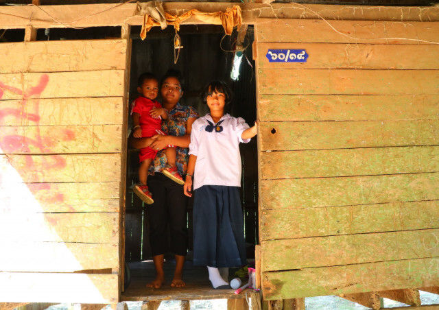 สร้างบ้านให้เด็กยากไร้
