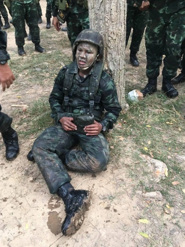 "บัวขาว บัญชาเมฆ" ฝึกทหารอย่างโหด