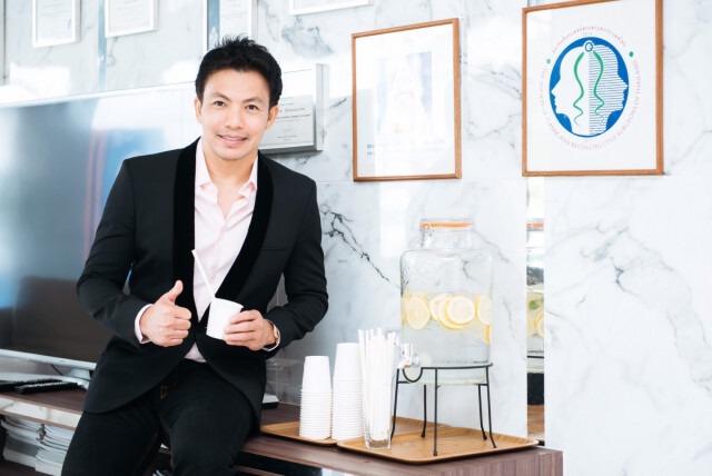 "นพรัตน์คอสเมติกคลินิก "ภารกิจร่วม"รักษ์โลก"