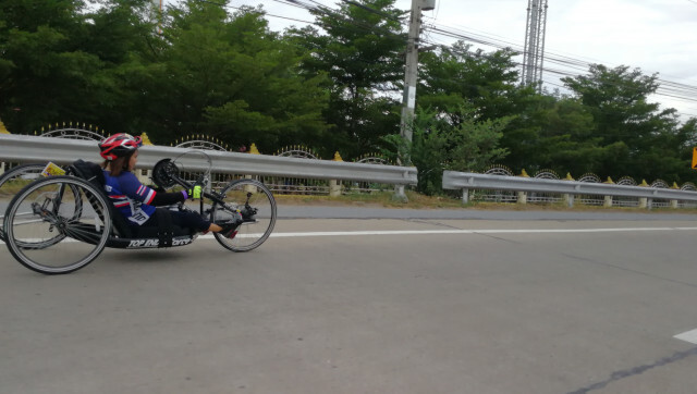 ( คลิป) โปรไบค์คลาสซิเกอร์ฯวิ่ง ปั่น วิ่ง  ..พิสูจน์ความอึด