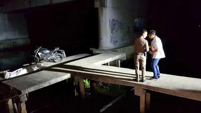 ตายรายวัน! หนุ่มยโสธรซิ่งบิ๊กไบค์มรณะ พุ่งชนท่าน้ำกระเด็นจมคลองดับ