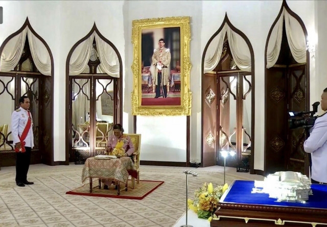 กรมสมเด็จพระเทพฯ เสด็จพระราชดำเนินงานสโมสรสันนิบาต เฉลิมพระเกียรติพระบาทสมเด็จพระเจ้าอยู่หัว