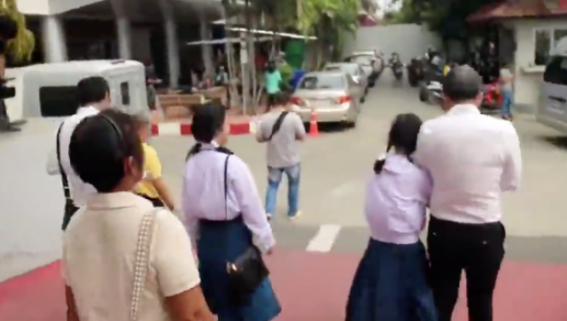 "อีเจี๊ยบฯ" เดือด! ตอกพวกเม้นท์เหน็บ "ลูกรองตี๋" บางความเห็นต่ำตม จนไม่กล้าเอามาเล่าต่อ