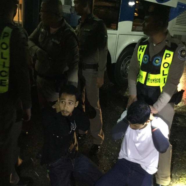 เปิดประวัติผู้ต้องสงสัยวางบึ้มหน้า สตช.