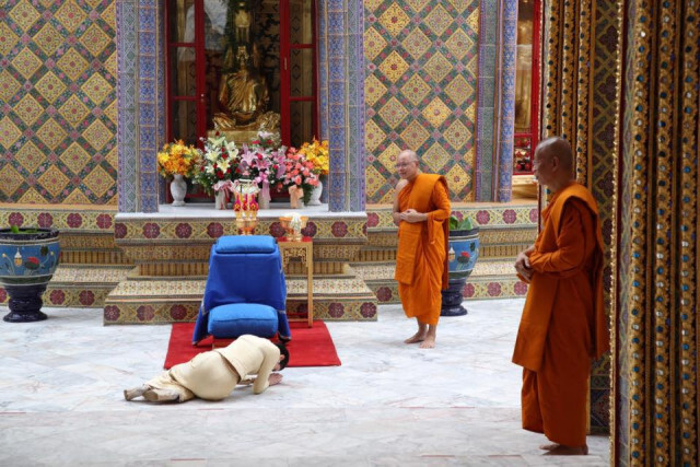 "เจ้าคุณพระสินีนาฏ" เฝ้าถวายสักการะ สมเด็จพระสังฆราช