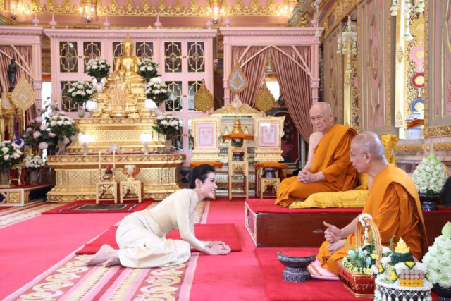 "เจ้าคุณพระสินีนาฏ" เฝ้าถวายสักการะ สมเด็จพระสังฆราช