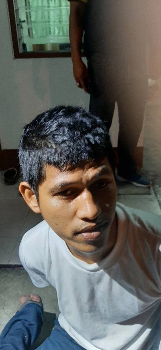 เปิดประวัติผู้ต้องสงสัยวางบึ้มหน้า สตช.