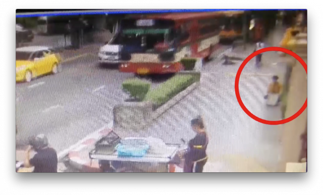 "แม่ผู้ต้องสงสัย" วางบึ้ม สตช. เชื่อ วงจรปิดไม่ใช่ลูกชาย
