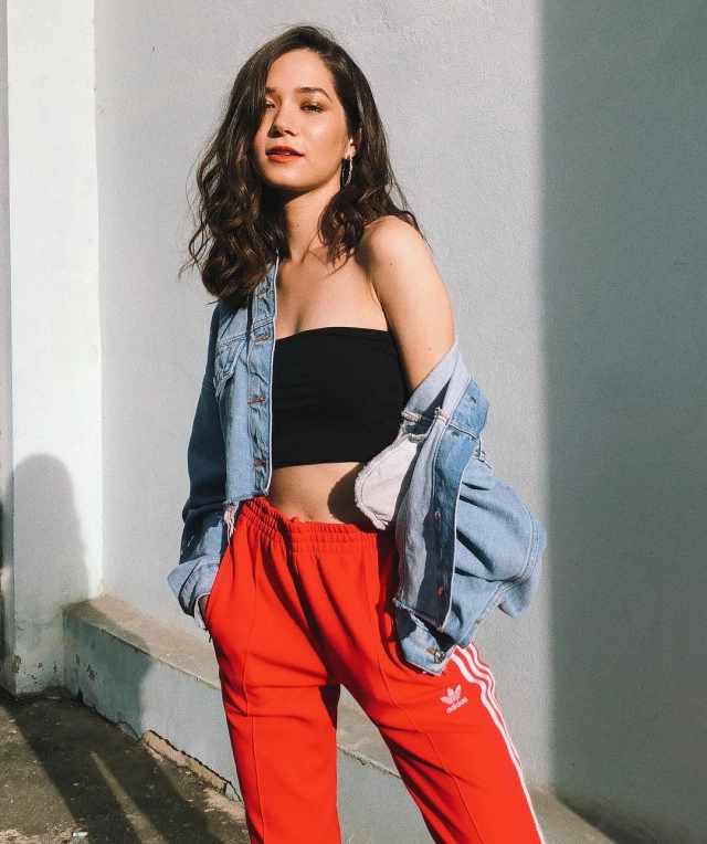 ดราม่าเฉย! คอมเม้นท์ "ซันนี่" แซวไอจี "วี วิโอเลต" ทำชาวโซเชียลบางคนไม่ถูกใจสิ่งนี้