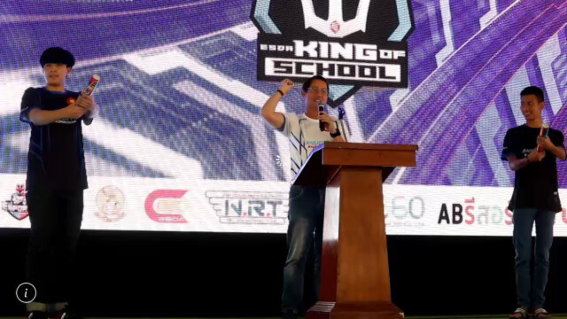 เลขาฯเพื่อไทย เปิดงานกีฬา eSports  เน้นนร.เล่นเกมส์อย่างถูกวิธี โจ๋ขาสั้น 9 ร.ร.เข้าร่วมกว่า 300 คน