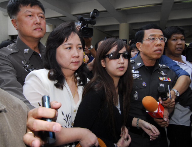 "แม่แพรวา" นัดวางเงินต่อศาลพรุ่งนี้! ต้น-ดอกเบี้ยกว่า 42 ล้าน