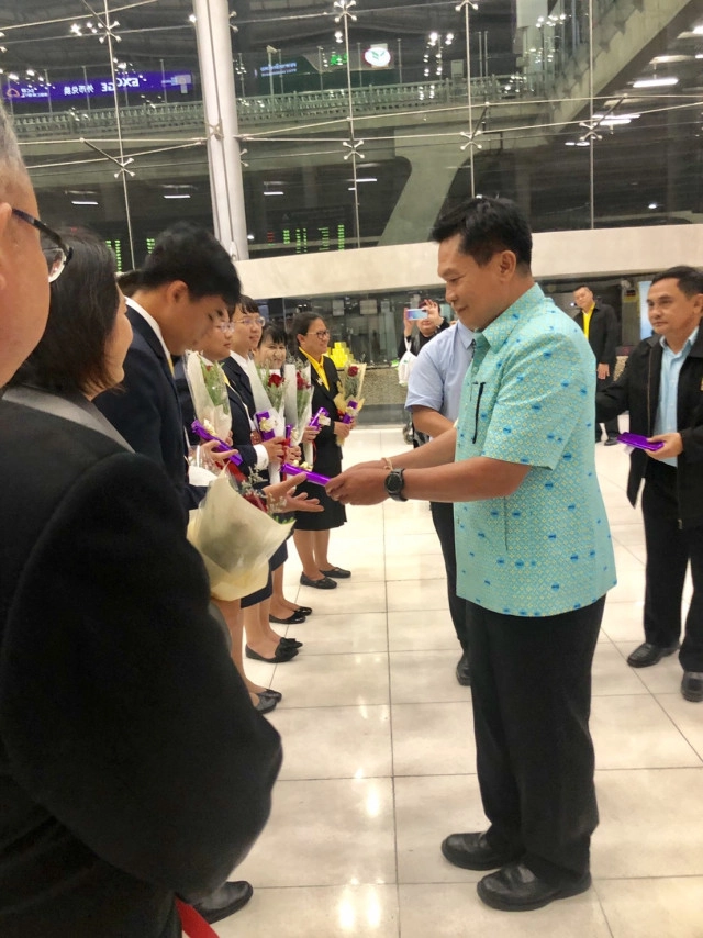 แสดงความยินดีนักเรียนไทย คว้า 3 เหรียญ โอลิมปิกวิชาการ