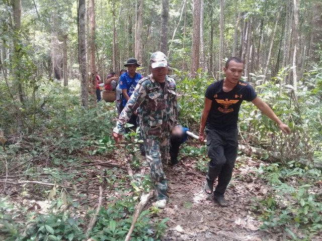 ชาวบ้านเขาพระวิหาร​ เก็บเห็ดเหยียบทุ่นระเบิดขาขาด!