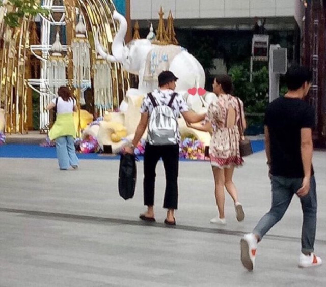 "ญาญ่า" ปลื้มกระแสกลิ่นกาสะลองดี เขิน "ณเดชน์" จับมือกลางสยาม