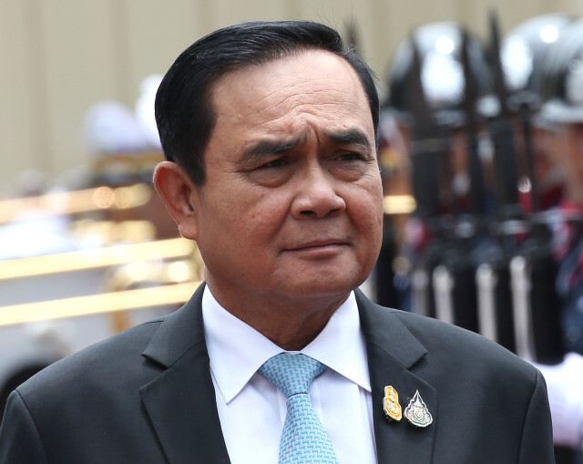 "ปารีณา" ให้กำลังใจนายกฯ ปมถวายสัตย์ไม่ครบ "อย่าท้อเพราะหอย"