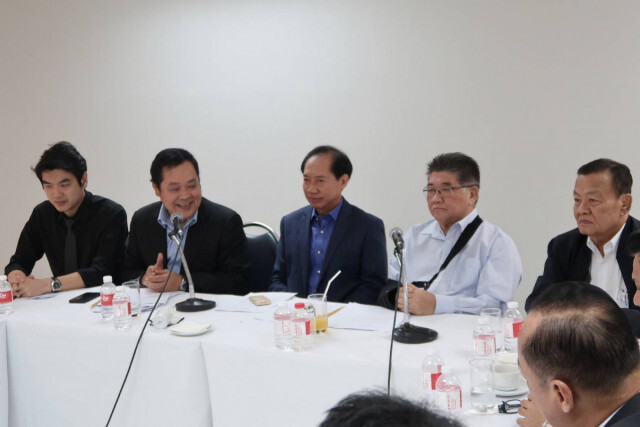 7 พรรคฝ่ายค้านประชุมดันตั้ง สสร. ร่างรัฐธรรมนูญใหม่ทั้งฉบับ