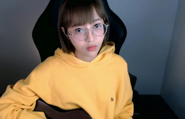 โซเชียลบูลลี่แรง! "กวาง อาริศา" เธอจึงแต่งเพลงใหม่จากคอมเมนท์ชาวเน็ต