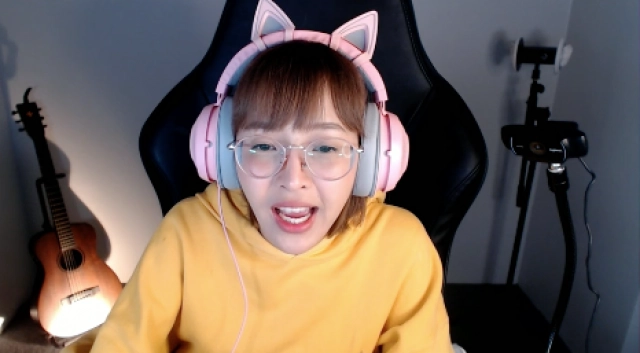 โซเชียลบูลลี่แรง! "กวาง อาริศา" เธอจึงแต่งเพลงใหม่จากคอมเมนท์ชาวเน็ต