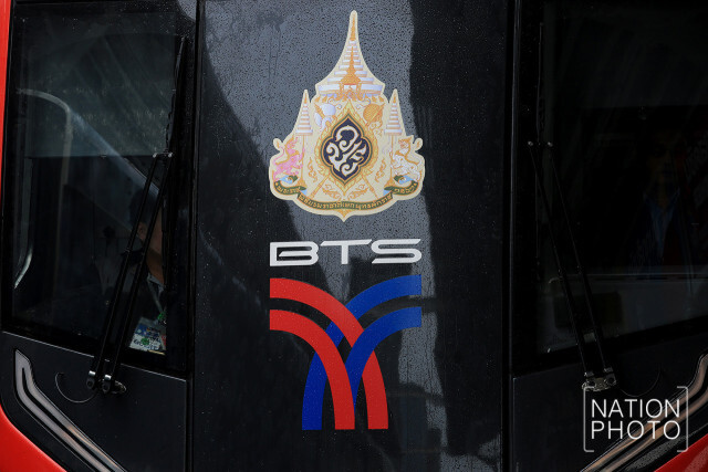 "บิ๊กตู่" เปิดรถไฟฟ้าสถานีห้าแยกลาดพร้าว "เปรมชัย" ก็มา