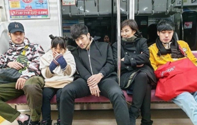 6 ครอบครัวคนบันเทิง สุขสันต์รับวันแม่
