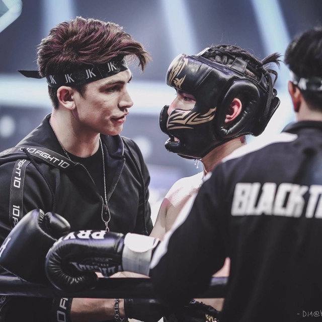 "อองตวน" อัดคลิปขอโทษ ดราม่าท้า 3 รุม 1 แค่พูดตลก ตอนนี้ไม่ได้เป็นนักมวยแล้ว