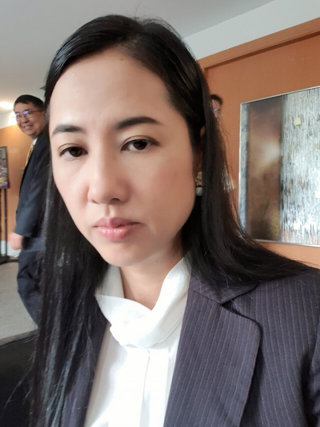"ปารีณา" โต้เดือด "ปิยบุตร" ปม "บิ๊กตู่"ถวายสัตย์ เอาเวลาไปแก้ไขปากท้องประชาชน