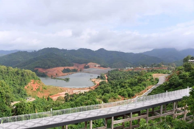 อ่างเก็บน้ำห้วยน้ำรี​ อันเนื่องมาจากพระราชดำริ จ.อุตรดิตถ์​ คืบหน้า​ 55% คาดเปิดใช้ปี​ 64