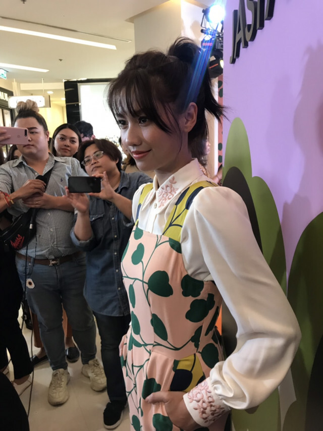 "เมทัล" เผยโมเมนต์หวานวันหมั้น น้ำตาซึมไม่คิดฝันว่าจะมาถึงจุดนี้