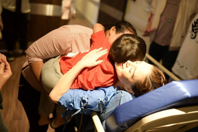 คลอดแล้วจ้า! น้องเดมี่ ดีน ลูกสาวแม่ลีเดีย คุณพ่อแมทธิว