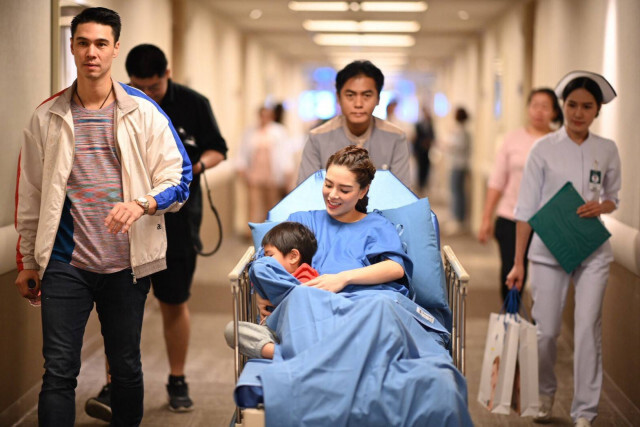 คลอดแล้วจ้า! น้องเดมี่ ดีน ลูกสาวแม่ลีเดีย คุณพ่อแมทธิว
