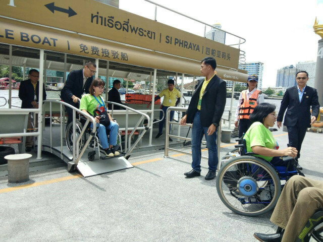 สุดยอดท่าเรืออารยสถาปัตย์เพื่อคนทั้งมวล ที่ "ไอคอนสยาม" สะดวก ทันสมัย ถูกใจคนทุกวัย