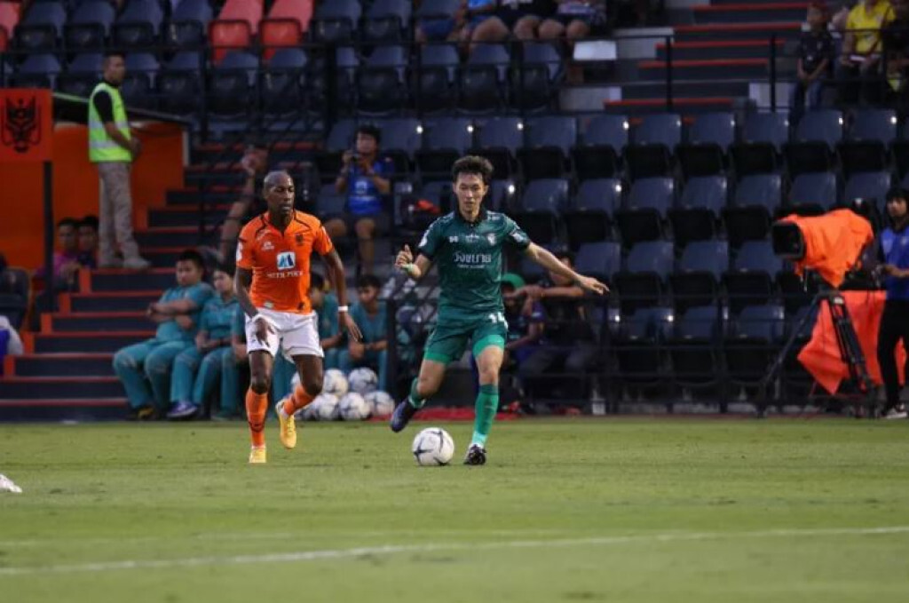 โบลีเบิ้ลพาราชบุรีพลิกแซงดับชัยนาท2-1