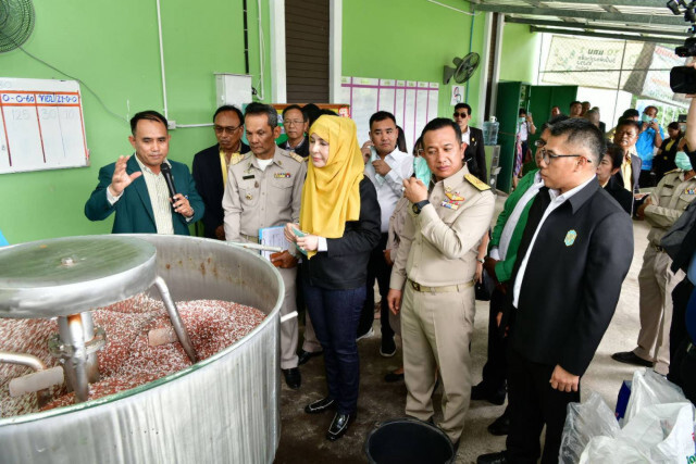 รมช.เกษตรฯ​ แนะเกษตรกรใช้ปุ๋ยตรงตามค่าดิน ช่วยลดต้นทุนการผลิต