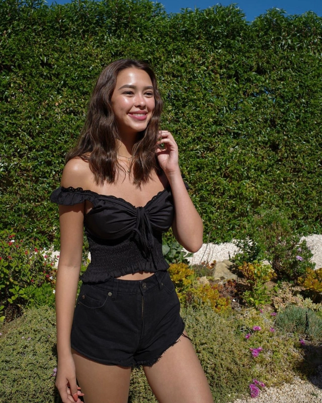 เผือกร้อนอีกแล้ว! ชาวเน็ตโยงภาพหลุดคล้ายรถ "แพทริเซีย" จอดคอนโดหรูที่อยู่ไฮโซรายหนึ่ง