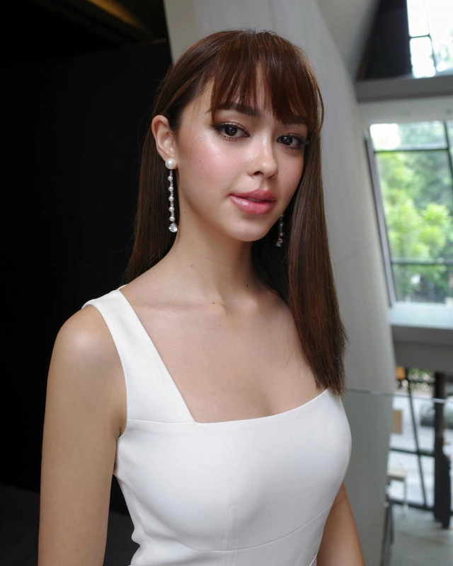 เผือกร้อนอีกแล้ว! ชาวเน็ตโยงภาพหลุดคล้ายรถ "แพทริเซีย" จอดคอนโดหรูที่อยู่ไฮโซรายหนึ่ง