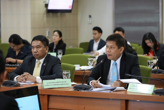 ‘ดีอี’ เคาะอนุกรรมการ 4 ชุด หนุนการทำงานศูนย์ต่อต้านข่าวปลอม