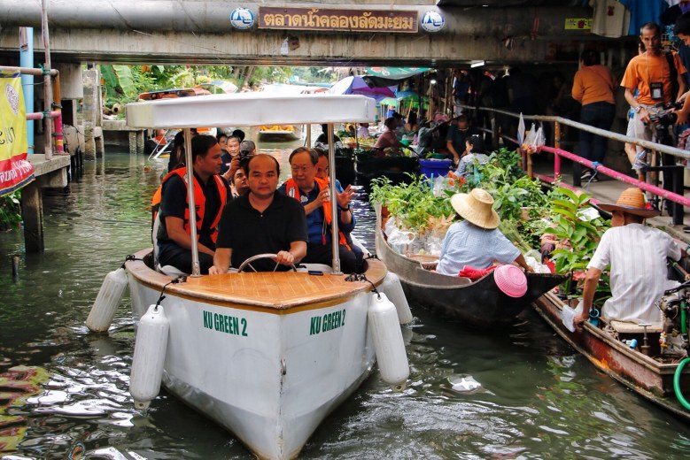 "สนธิรัตน์-มาดามเดียร์" ลุยคลองลัดมะยม