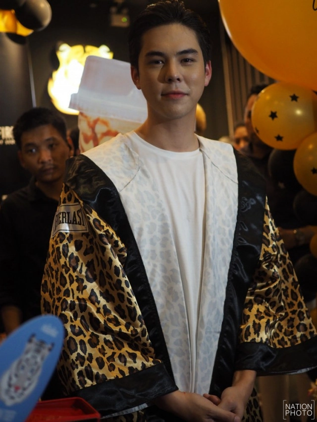 'พีช' ปัดแฉแชท-รูปหลุด 'แพทริเชีย' กับหนุ่มอื่น